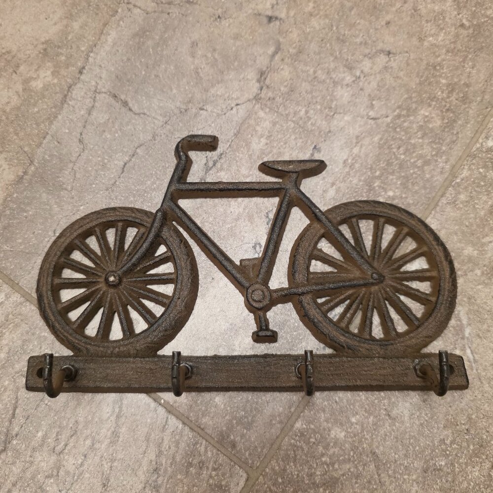 Vintage Cast iron Bicycle Key Holder Decoration 8” Long Wall Hanging 4 Hooks